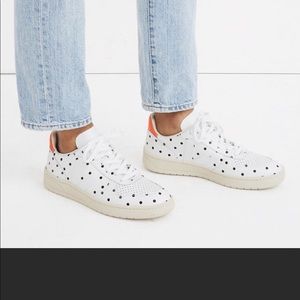 Limited Edition Veja Polka Dot